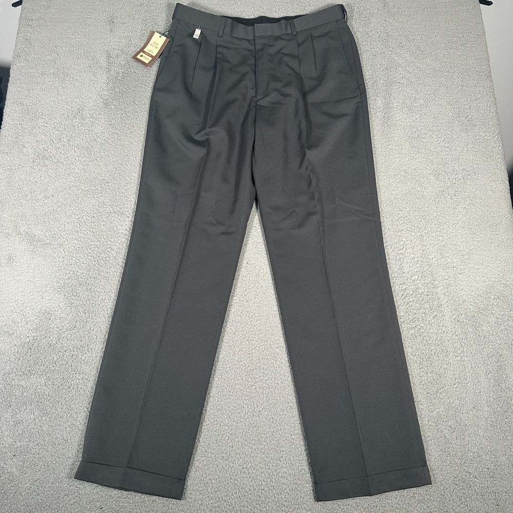 Haggar Pants Mens 36x34 (Fits 35) Gray Herringbone Classic Fit Pleated Dress New